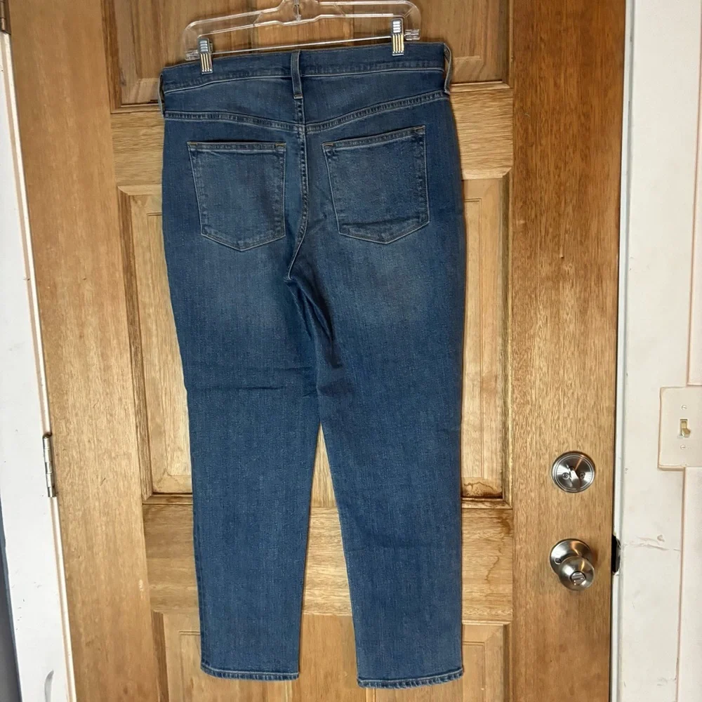 J. Crew women’s relaxed boyfriend Denim Jeans size 27‎